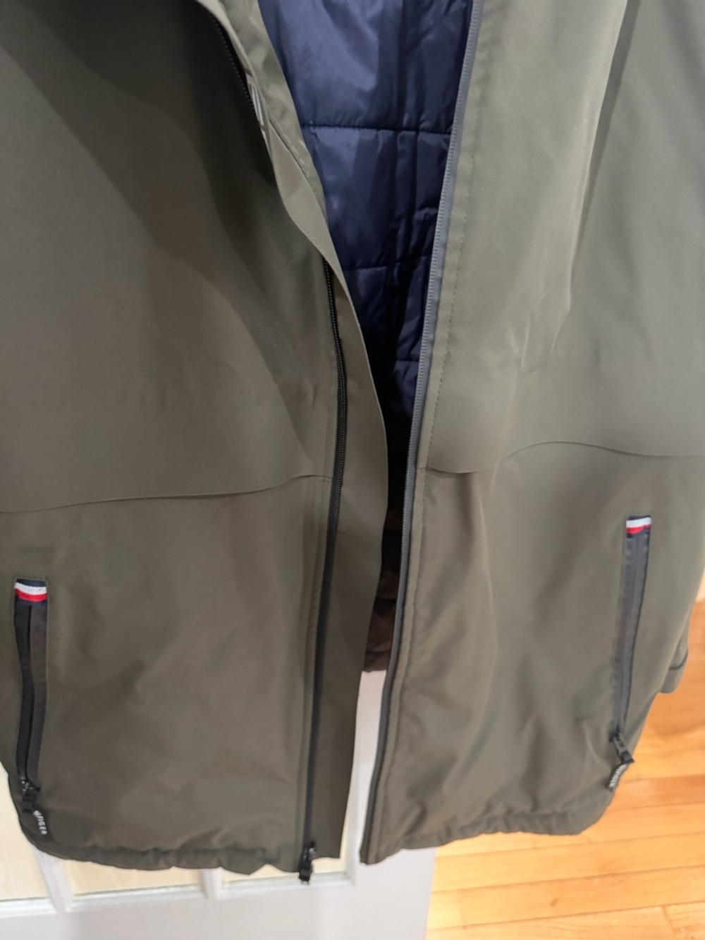 Tommy Hilfiger Men's Olive Hooded Rain Jacket - Picture 7 of 15